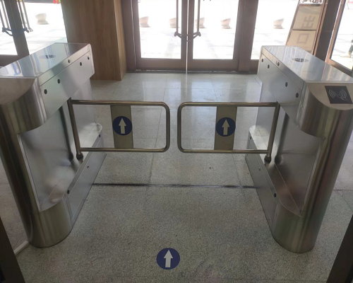 蒙城縣中醫(yī)院（健康碼測溫擺閘）(圖2)